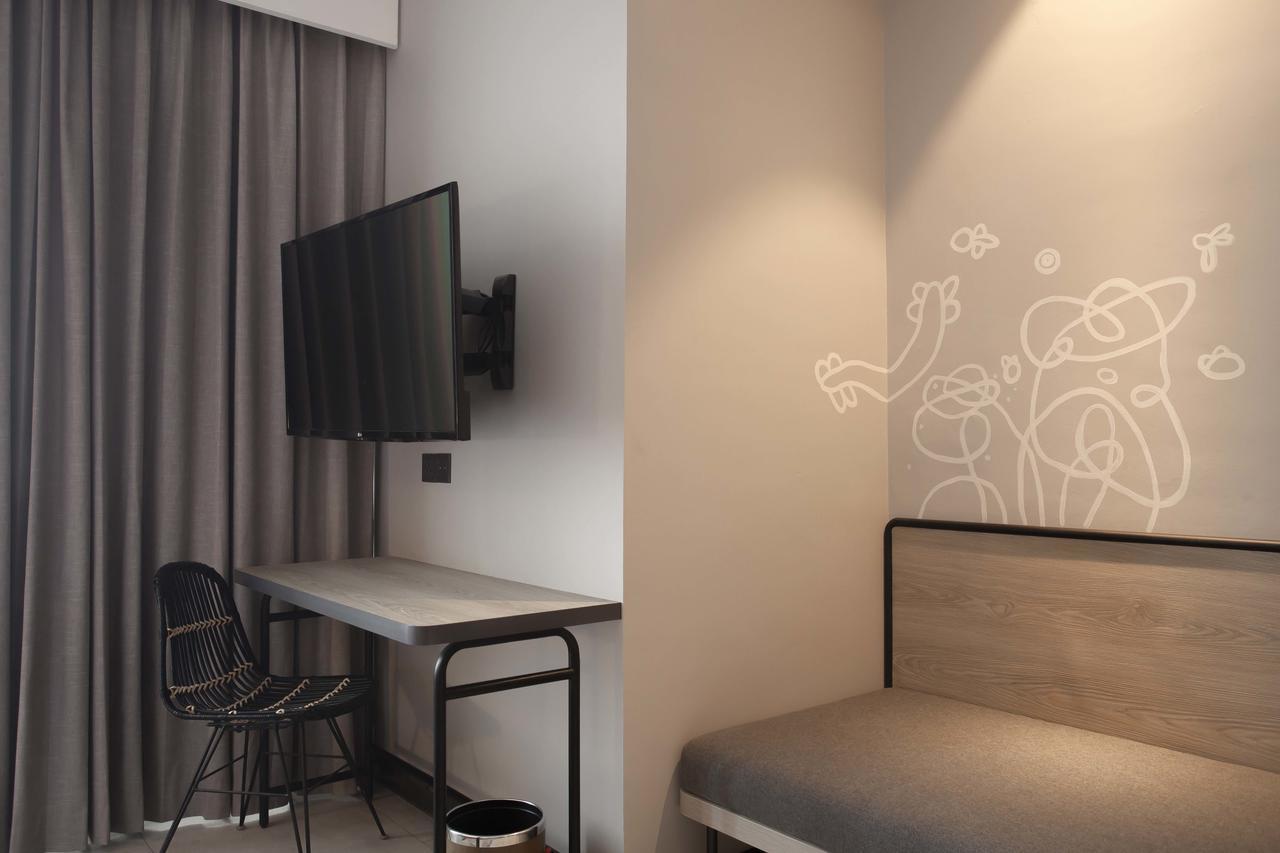 ARTOTEL Yogyakarta Kejayan Kültér fotó